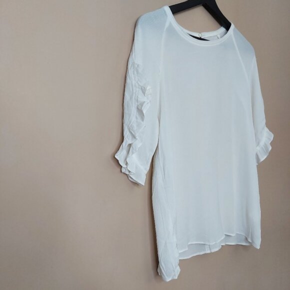 Mustard Seed short sleeve blouse with ruffle detail - Picture 2 of 7